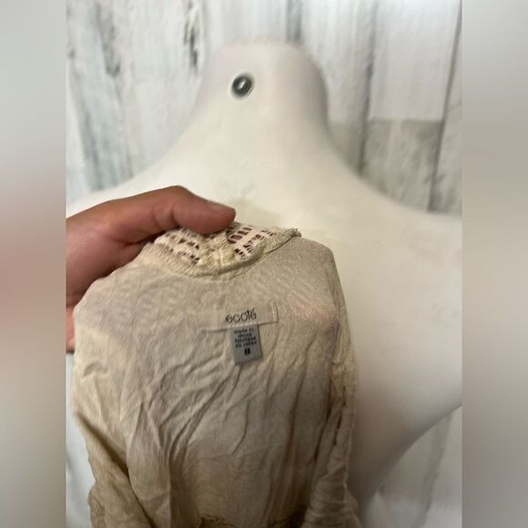 Tan romper  - Picture 4 of 9